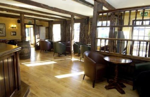 The Bird In Hand Inn, Witney Buitenkant foto